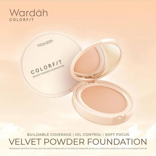 Bedak dengan formula oil-control. (Shopee)