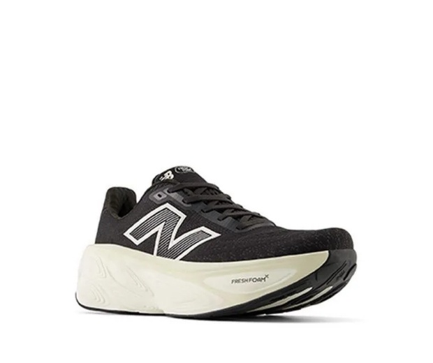 sepatu New Balance Fresh Foam X More v5 (newbalance)