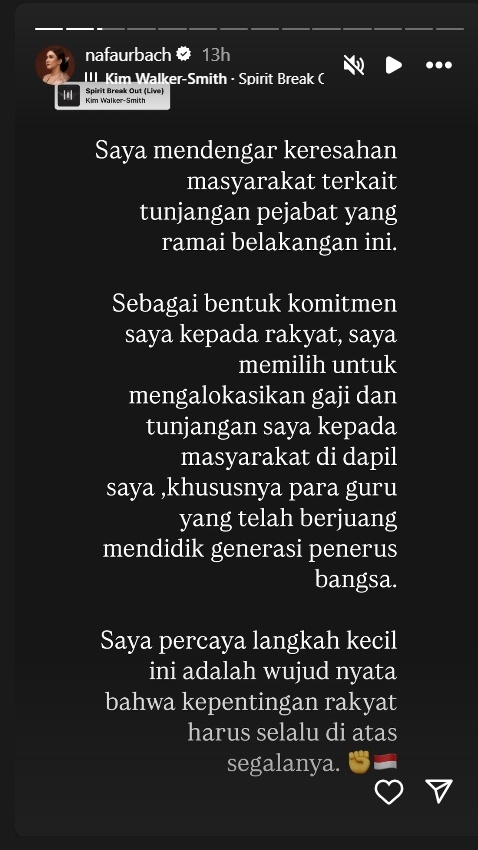 Nafa Urbach tak ambil tunjangan dan gaji DPR [Instagram/@nafaurbach]