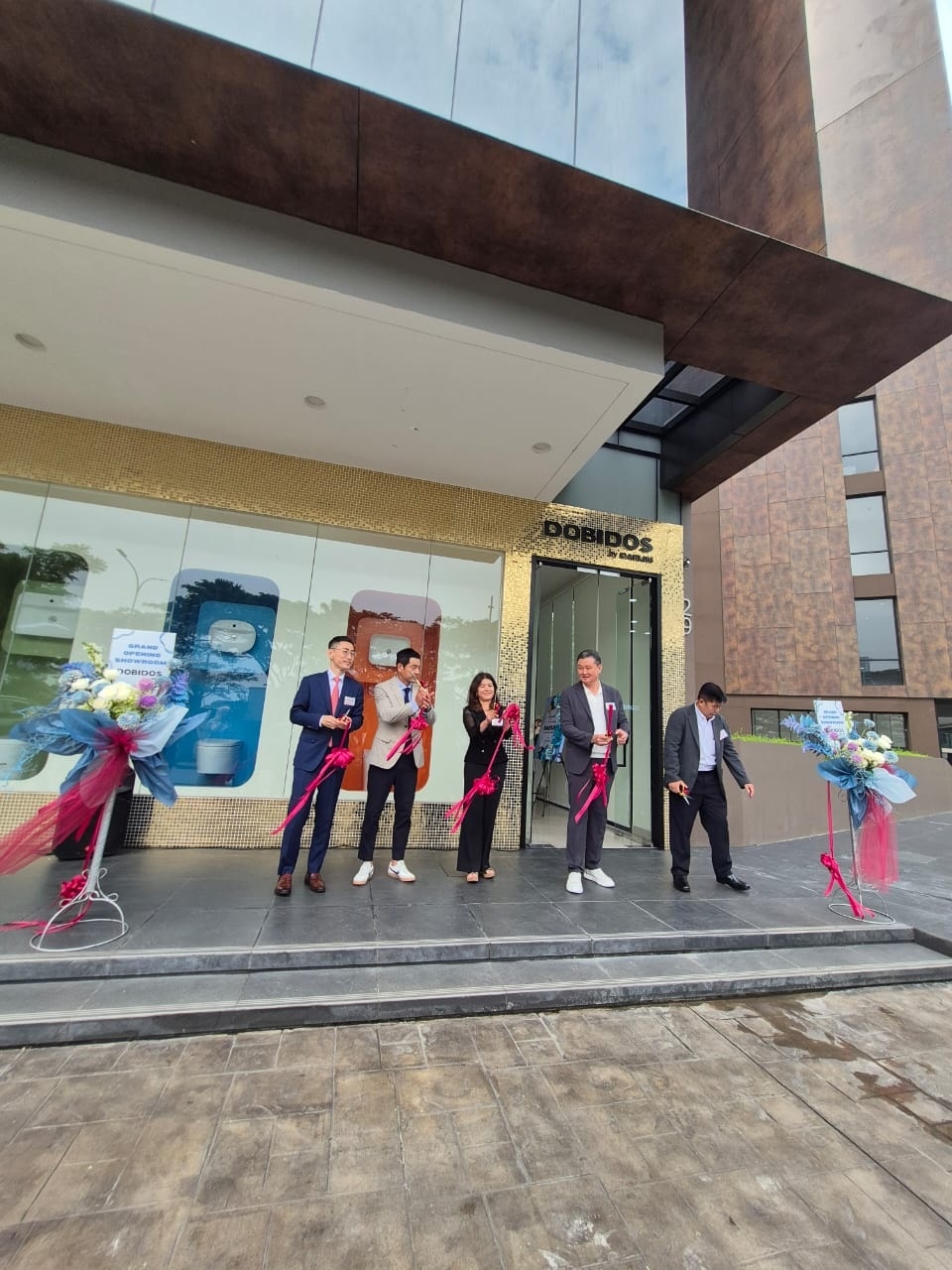 Daelim Dobidos Indonesia meresmikan showroom terbaru. (Dok. Daelim Dobidos)