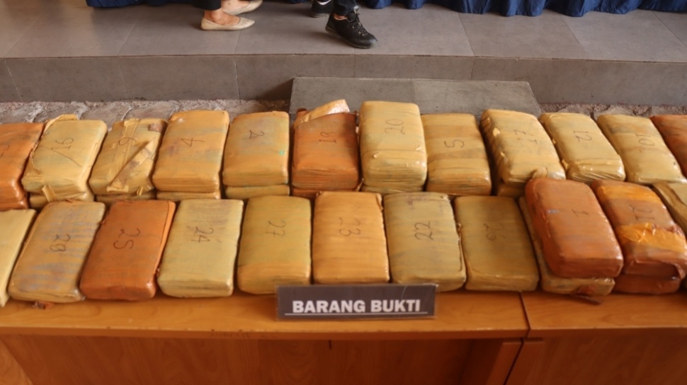 Polres Metro Jakarta Pusat membongkar jaringan peredaran ganja asal Aceh dengan barang bukti mencapai 53 kilogram. [Foto: Polres Metro Jakpus]