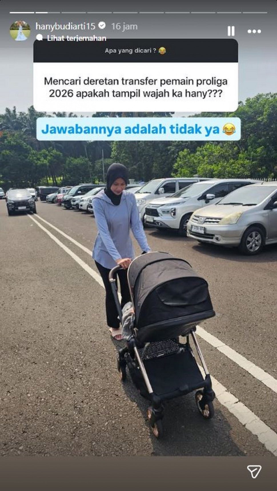 Hany Budiarti menjawab pertanyaan netizen. (Instagram/@hanybudiarti15)