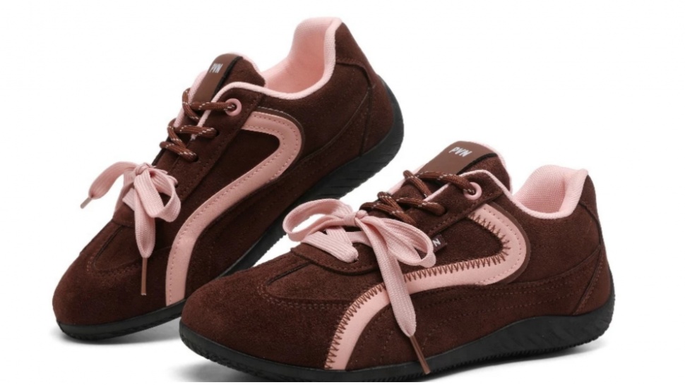 PVN Taeyang Sepatu Sneakers Wanita. (shopee)