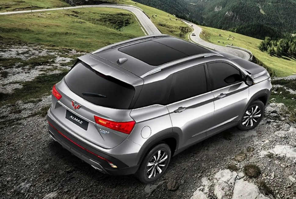 Wuling Almaz 1.5 Exclusive 7 Seater SUV dengan Panoramic. (Wuling)