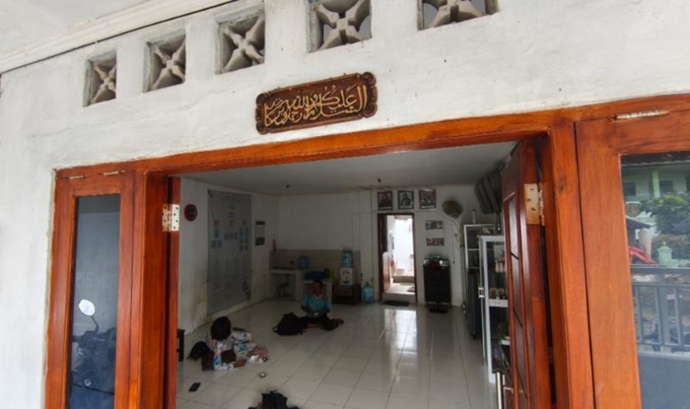 Suasana di Ponpes Waria Al-Fatah. (Suara.com/Hiskia)