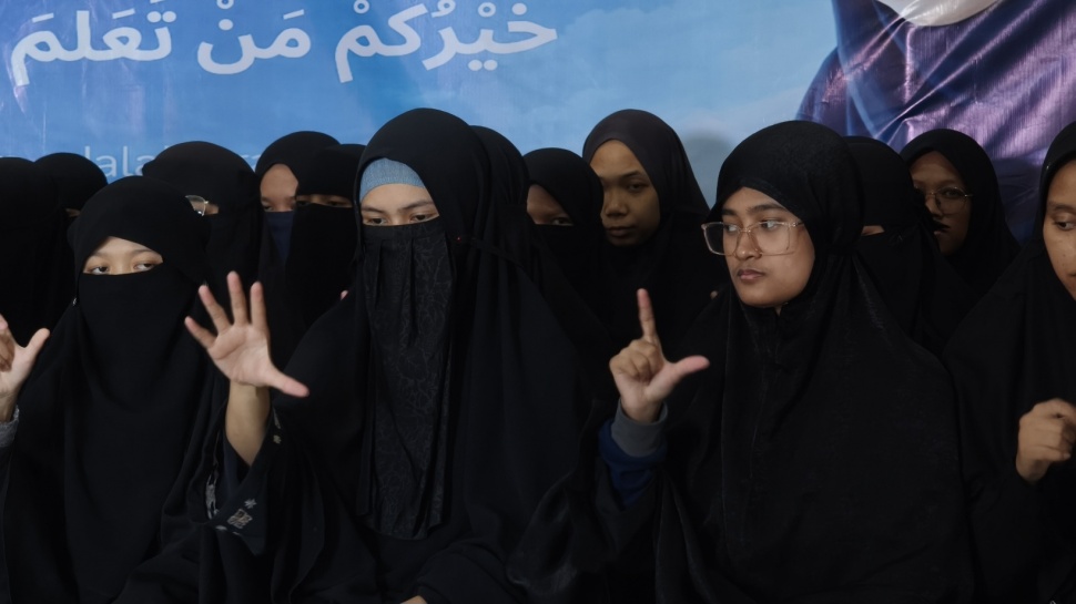 Suasana Pondok Pesantren (Ponpes) Darul Ashom. (Suara.com/Hiskia)