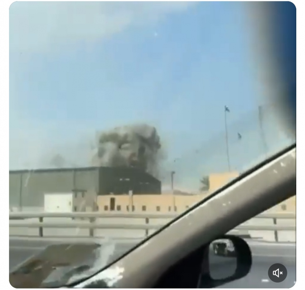 Iran Luncurkan Serangan Balasan ke Pangkalan AS. (X)