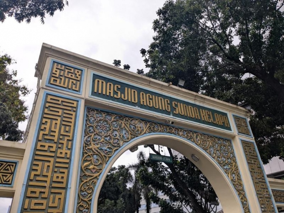 Program Ramadan Ramah Anak di Masjid Agung Sunda Kelapa. (Suara.com/Adiyoga)