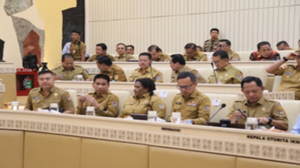 Rapat Kerja dan Rapat Dengar Pendapat bersama Komisi II DPR RI di Kompleks Parlemen, Senayan, Jakarta, Senin (30/3/2026). (Dok: Kemendagri)