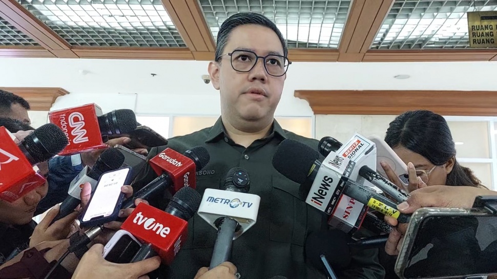 Wakil Ketua Komisi I DPR RI, Dave Laksono. (Suara.com/Bagaskara)