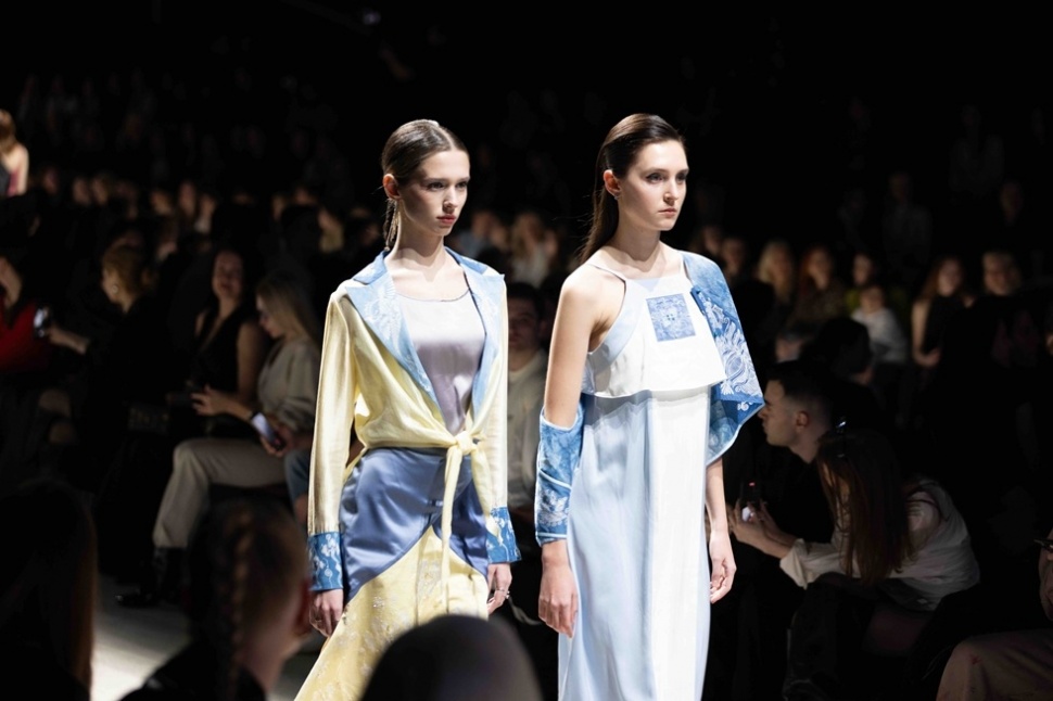 Xuaujin, brand asal Tiongkok, di Moscow Fashion Week. (dok. Moscow Fashion Week)