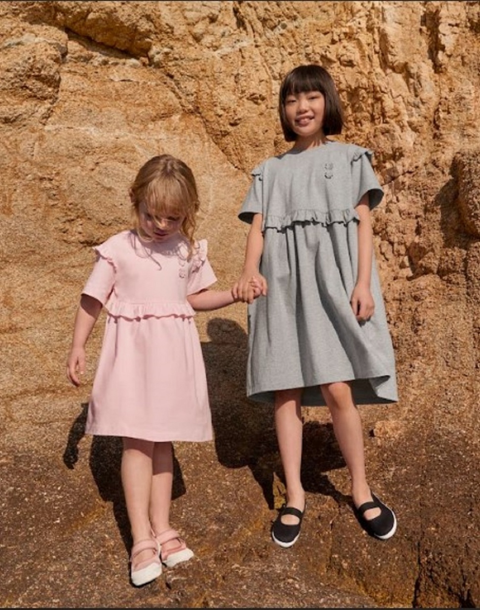 Koleksi Spring/Summer 2026 UNIQLO x Cecilie Bahnsen. (dok. Uniqlo Indonesia)