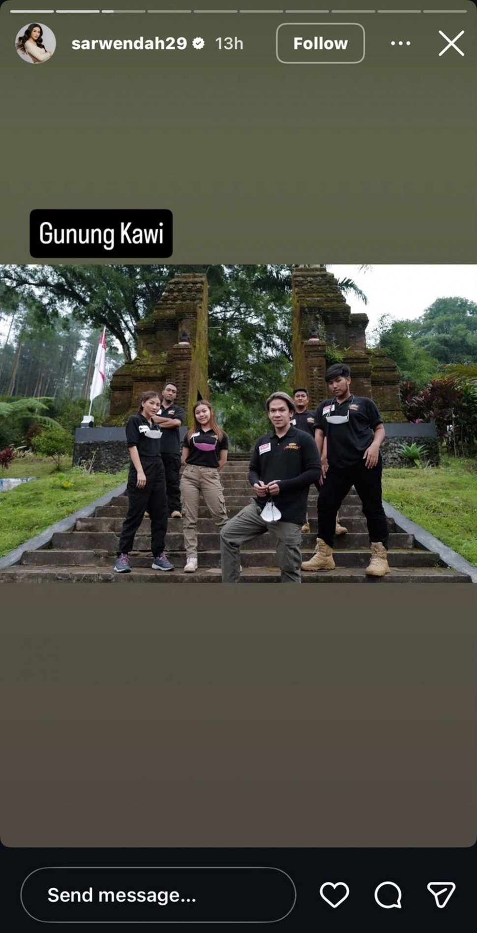 Sarwendah Unggah Foto di Gunung Kawi, Tegaskan Datang Bukan untuk Ritual [Instagram]