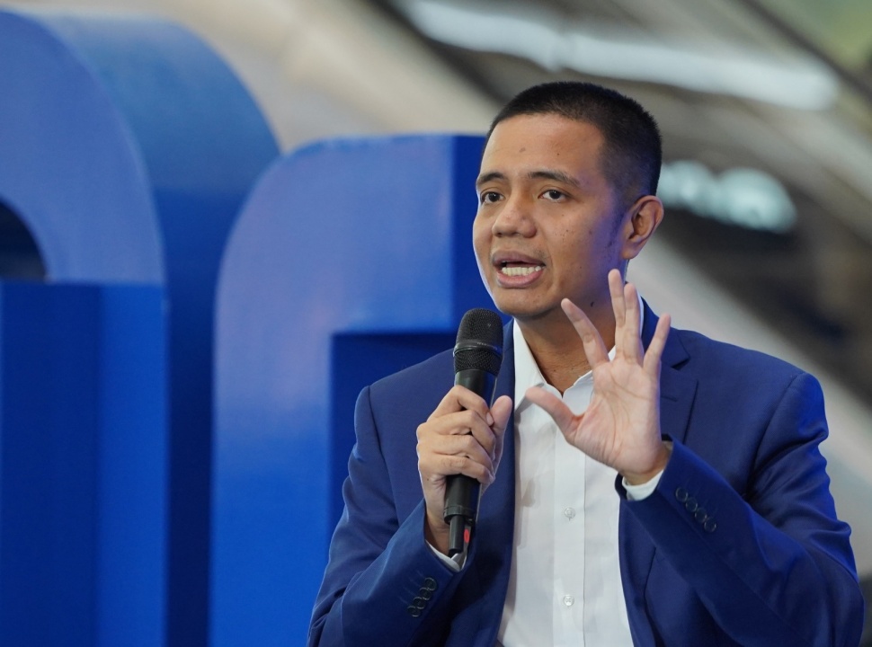 Dokter Spesialis Anak, dr. Miza Afrizal Azwir, Sp.A., BMedSci, MKes menjelaskan bahwa pencernaan yang sehat berperan penting dalam membantu penyerapan gizi yang dibutuhkan anak untuk tumbuh kembang optimal. (Dok. Lactogrow)