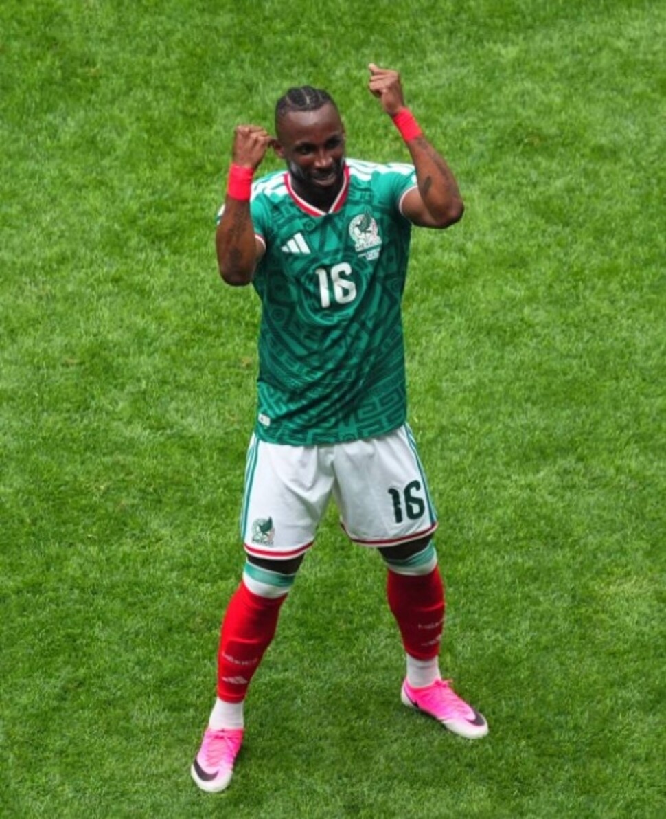 Hasil Meksiko vs Afsel: Julian Quinones Pencetak Gol Pertama Piala Dunia 2026 [@miseleccionmx]