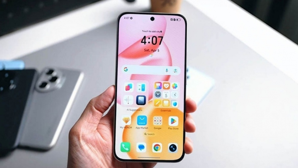 Ilustrasi HP Honor dengan layar terang. (Honor via Huawei Central)