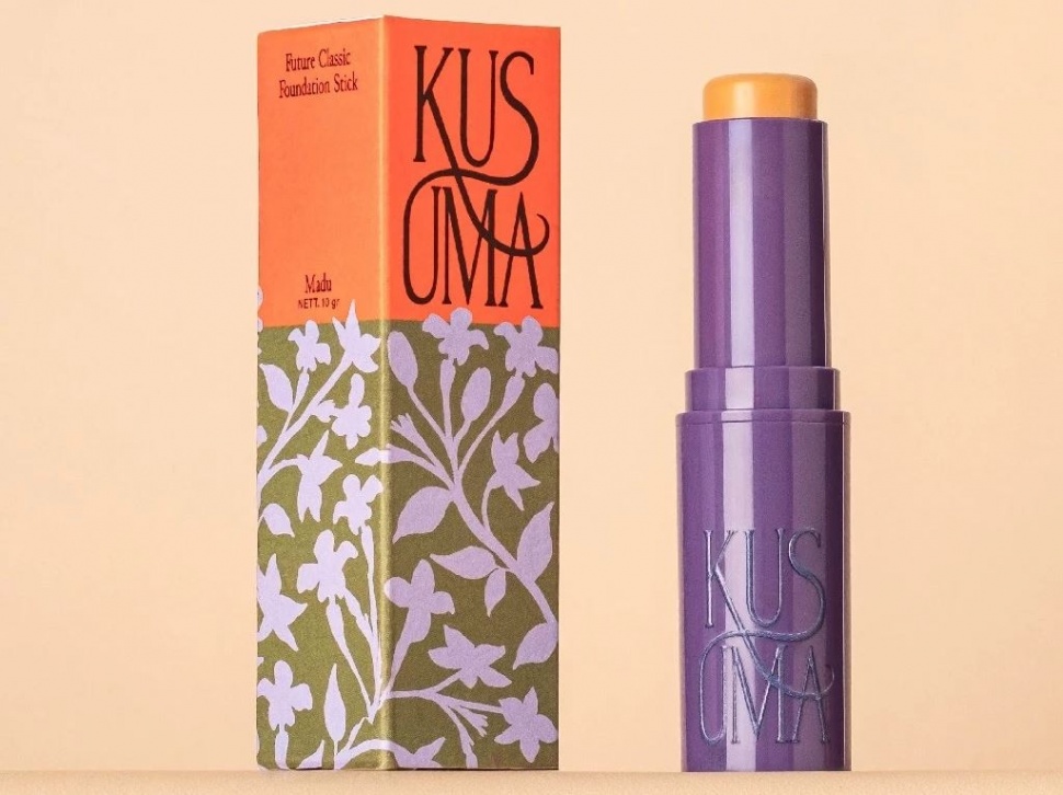 foundation stick. (Shopee)