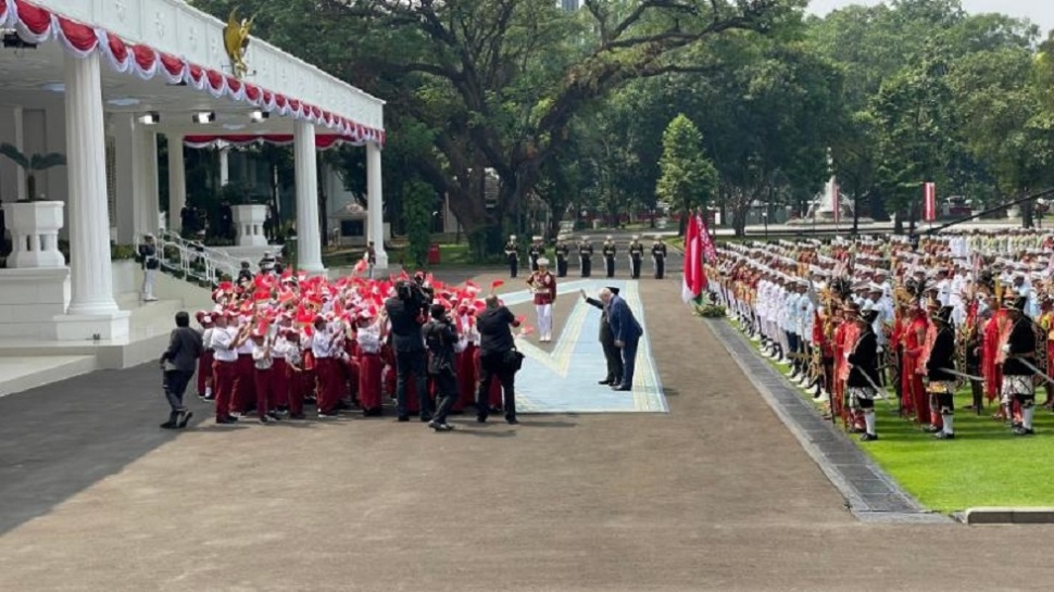 Prabowo Sambut Presiden Belarus dengan Upacara Meriah. (Suara.com/Novian)