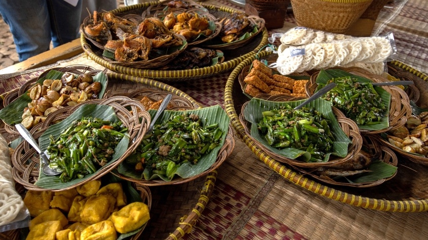 Berbagai pangan lokal khas Indonesia (dok.Pexels/Andry Sasongko)
