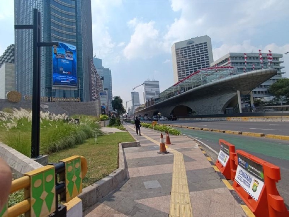 Kondisi Pengamanan Grand Indonesia Jelang Demo 27 Agustus 2026 di DPR. (Suara.com/Agustin Dwi Anggraini)