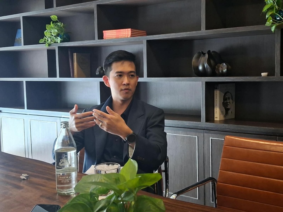 Jonathan Teo, General Manager di 137 Pillars Suites & Residences Bangkok. (Suara.com/Vania)