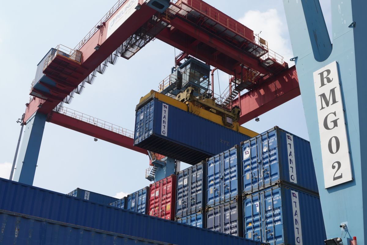 IPC TPK mencatat throughput 2,83 juta TEUs pada Januari-September 2026, naik 8,2%. Foto ist.