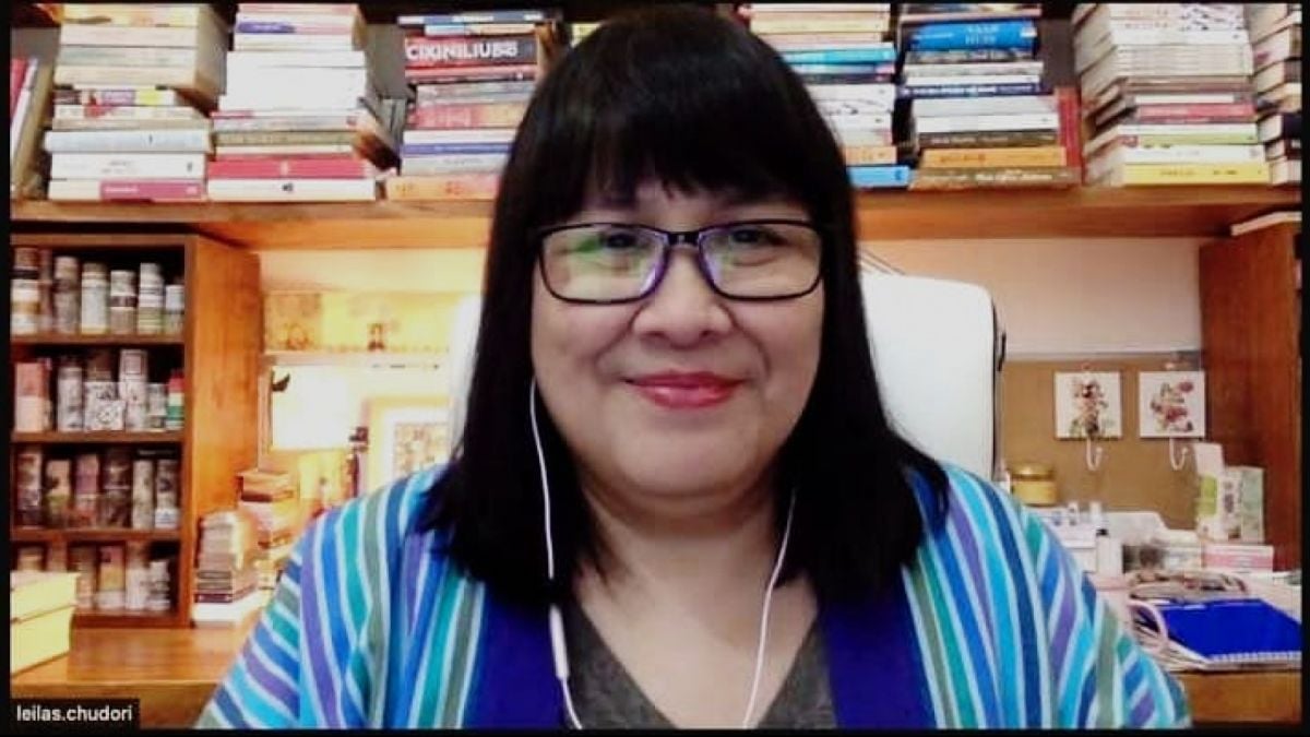 Leila S. Chudori saat sedang melakukan Virtual Meeting [Instagram/@leilachudori]