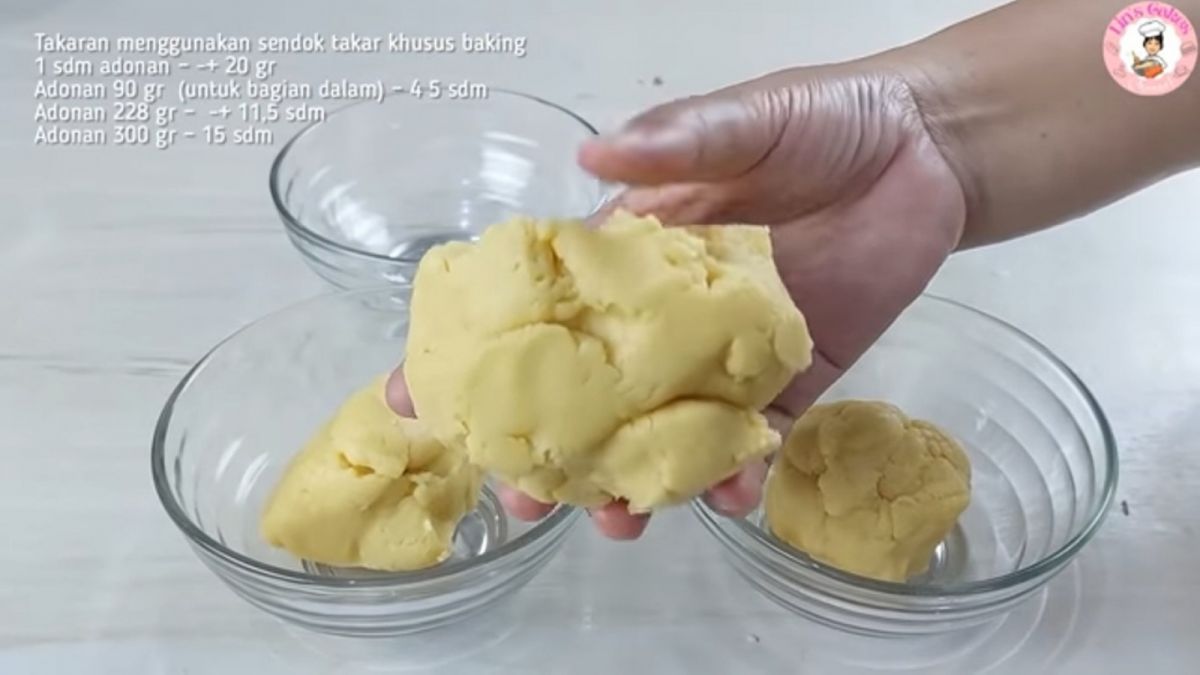 Tangkapan layar pembuatan kue kering lebaran [Youtube/Lin's cakes]
