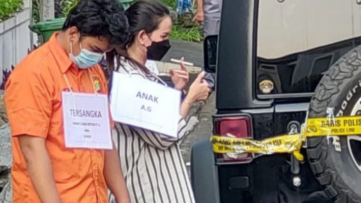 Tingkah Agnes Gracia yang merokok saat penganiayaan David membuat netizen semakin yakin dirinya juga bersalah [Twitter/idextratime]