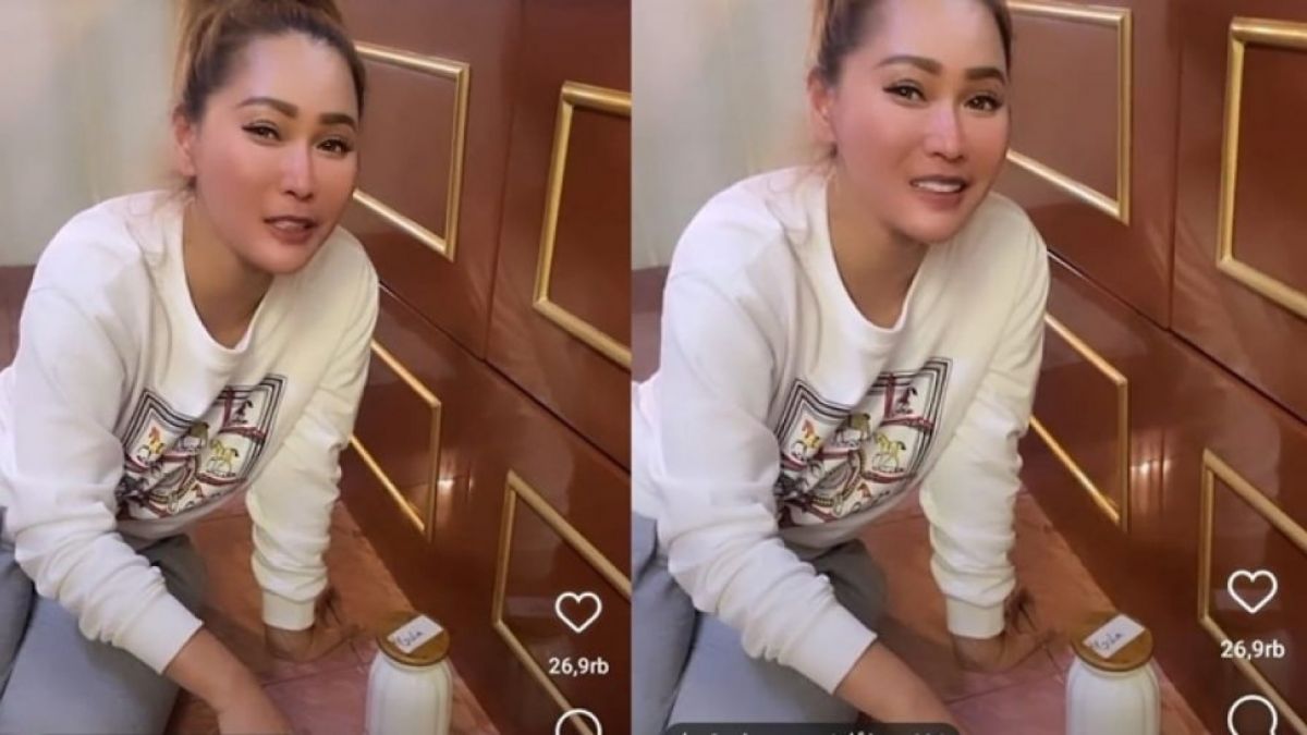 Potret Inul Daratista Ngulek Sambel (Instagram/@inul.d)