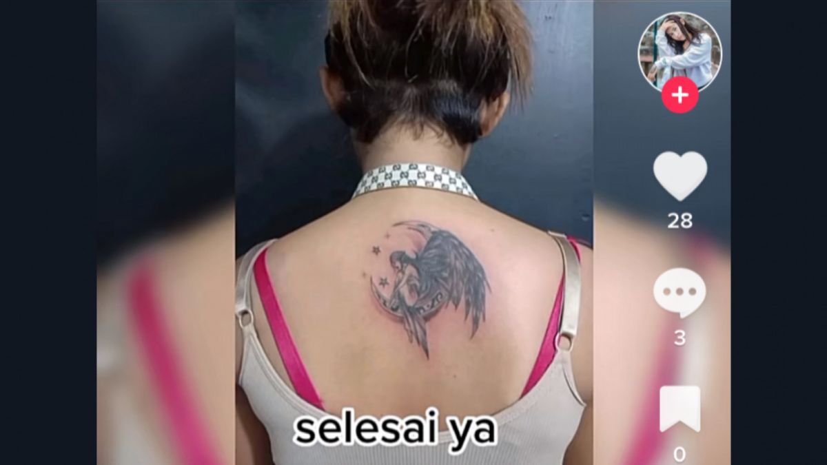 Tato PA di bagian punggung. [TikTok Putri Amelia 27]
