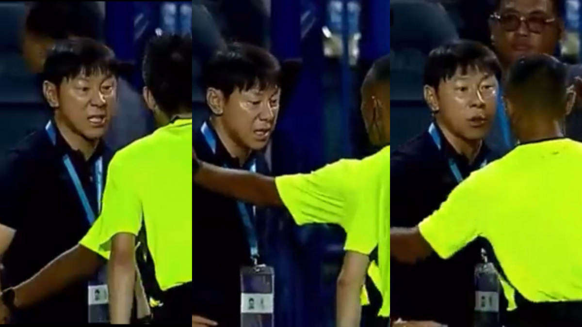 Momen ShinTae Yong murka pada wasit final Piala AFF U-23. [X/Twitter @bebellllllllll_]