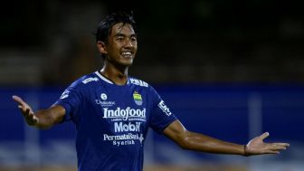 Bek Persib Bandung Ini Minta Restu sebelum Bergabung ke Timnas