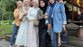 Lesti Kejora 'Mamayu',  Postingan Perdana Bersama Sahabat Disambut Warganet: Aktif Nih Bun