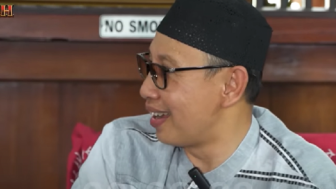 Bincang dengan Pesulap Merah, Mungkinkah Manusia Menikah dengan Jin? Buya Yahya: Aduh Seram Banget