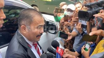 Kamaruddin Simanjuntak Bawa Bukti Berdarah di Persidangan Terdakwa Ferdy Sambo dan Putri Candrawathi