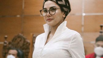 Berani Banget! Nikita Mirzani Tuding Nindy Ayunda Kenakan Barang-barang KW hingga Tantang Nindy Ayunda untuk Lakukan Ini