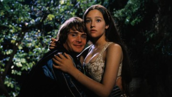 Geger! Adegan Dewasa dan Ketelanjangan Romeo & Juliet Dibawa ke Jalur Hukum, Kedua Pemeran Mengaku Masih di Bawah Umur