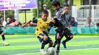 Jatnika Sadili: Sepakbola, Trauma Healing Bagi Mereka