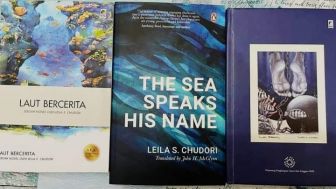 Buku Laut Bercerita, Sinopsis untuk Mengenang Mereka yang Hilang Tanpa Kejelasan