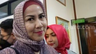 Setelah Menunggu 9 Tahun, Venna Melinda Akui Jadi Lebih Sering 'Keramas' karena Ferry Irawan, Luna Maya: Gaspol Ya!