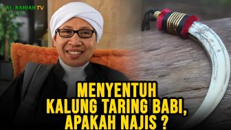 Perkara Kalung Tulang Babi, Buya Yahya Jelaskan Hukum Apabila Tidak Sengaja Menyentuhnya