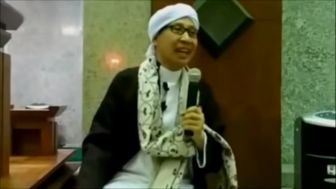 Orang yang Berdoa Tapi Tidak Berusaha, Buya Yahya: Kurang Ajar sama Allah!