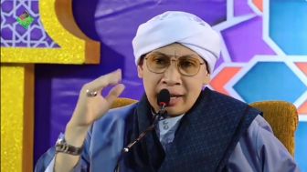 Bukan Tarawih, Ini Sholat yang Pahalanya Lebih Besar Saat Bulan Ramadan Menurut Buya Yahya