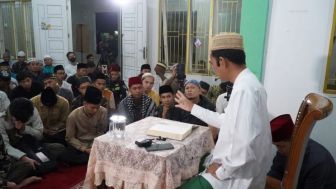 Lagi Haid Ingin Baca Qur'an? Begini Kata Ustadz Abdul Somad