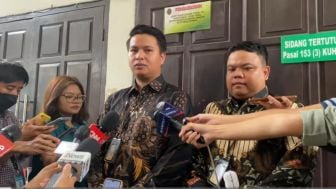 Diungkap oleh Penasehat Hukum, Begini Kondisi AG saat Bacakan Nota Pembelaan