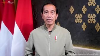 Jalan di Provinsi Lampung 'Mulus', Presiden Jokowi Sebut Bisa Tidur di Perjalanan saat di Mobil