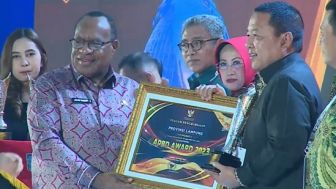 Dikunjungi Jokowi karena Banyak Jalan Rusak, Provinsi Lampung Ternyata Peraih APBD Award 2023