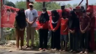 Viral Video Klarifikasi Bocil Hina Megawati, Diduga Ludahi Gambar Puan Maharani, Netizen Salah Fokus: Buset Pake Jersey MU