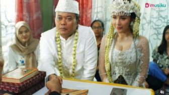 Viral Foto Akad Nikah Sule, Perempuan Itu Bernama Uci Sucita